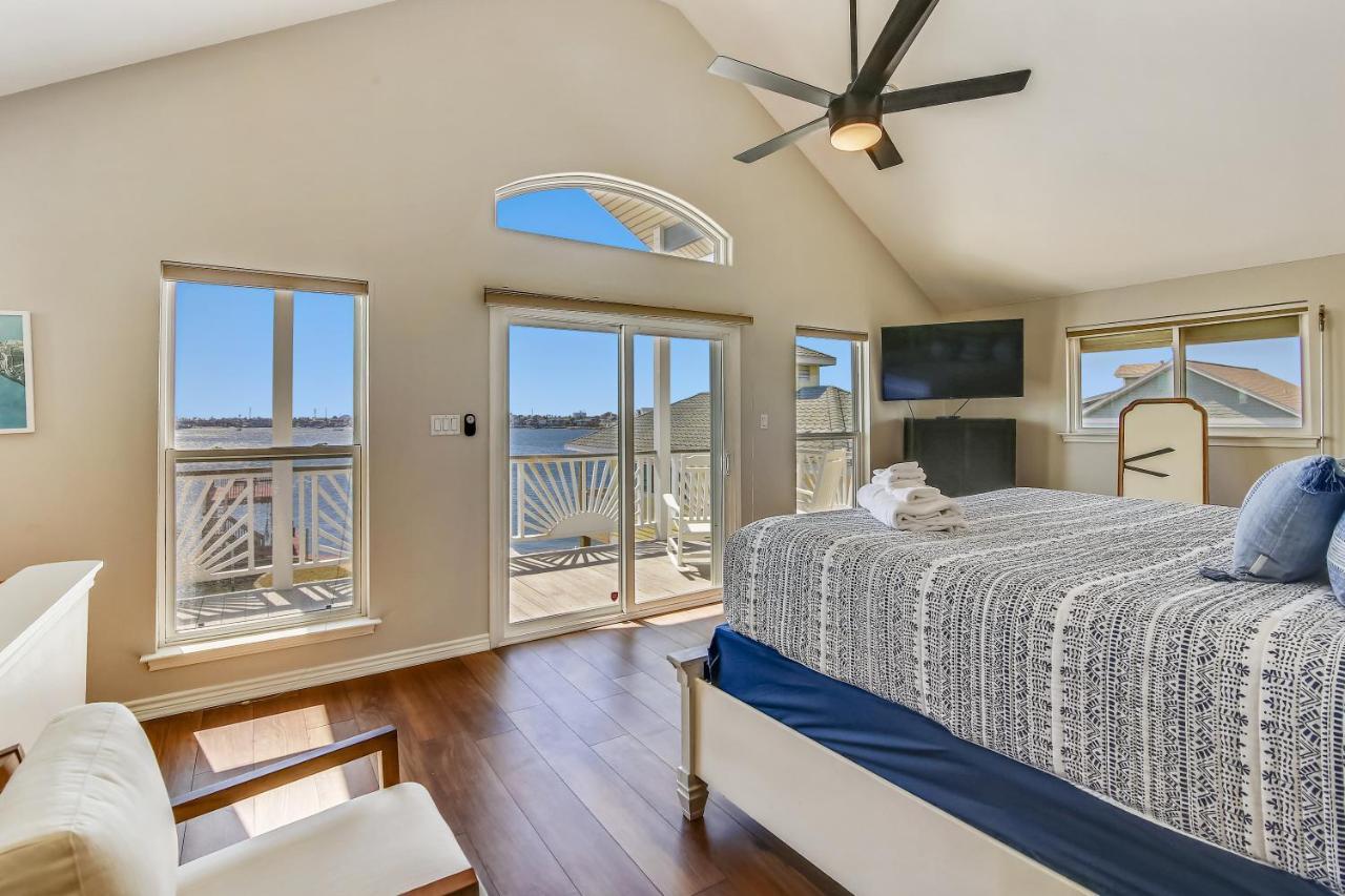 Vila Pool Days And Dock Nights Galveston Exteriér fotografie