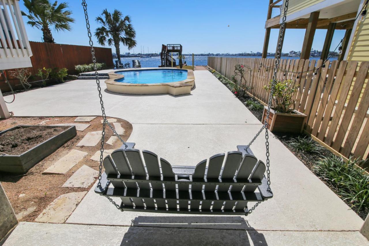Vila Pool Days And Dock Nights Galveston Exteriér fotografie